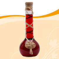 Wildbeere Likör mit Grappa verfeinert Wildbeere Likör mit Grappa verfeinert