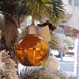 Weihnachtskugel mit Siegburger Abteilikör
